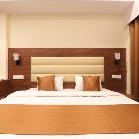 Hotel Blueark لاكناو المظهر الخارجي الصورة