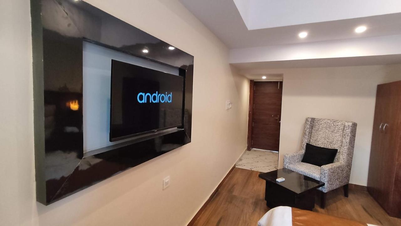 Hotel Blueark لاكناو المظهر الخارجي الصورة