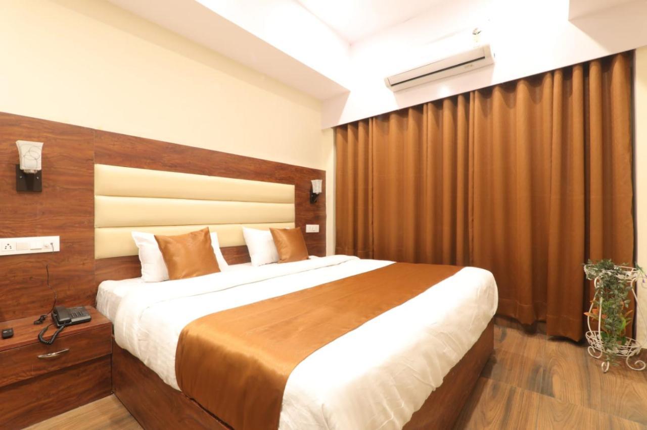Hotel Blueark لاكناو المظهر الخارجي الصورة