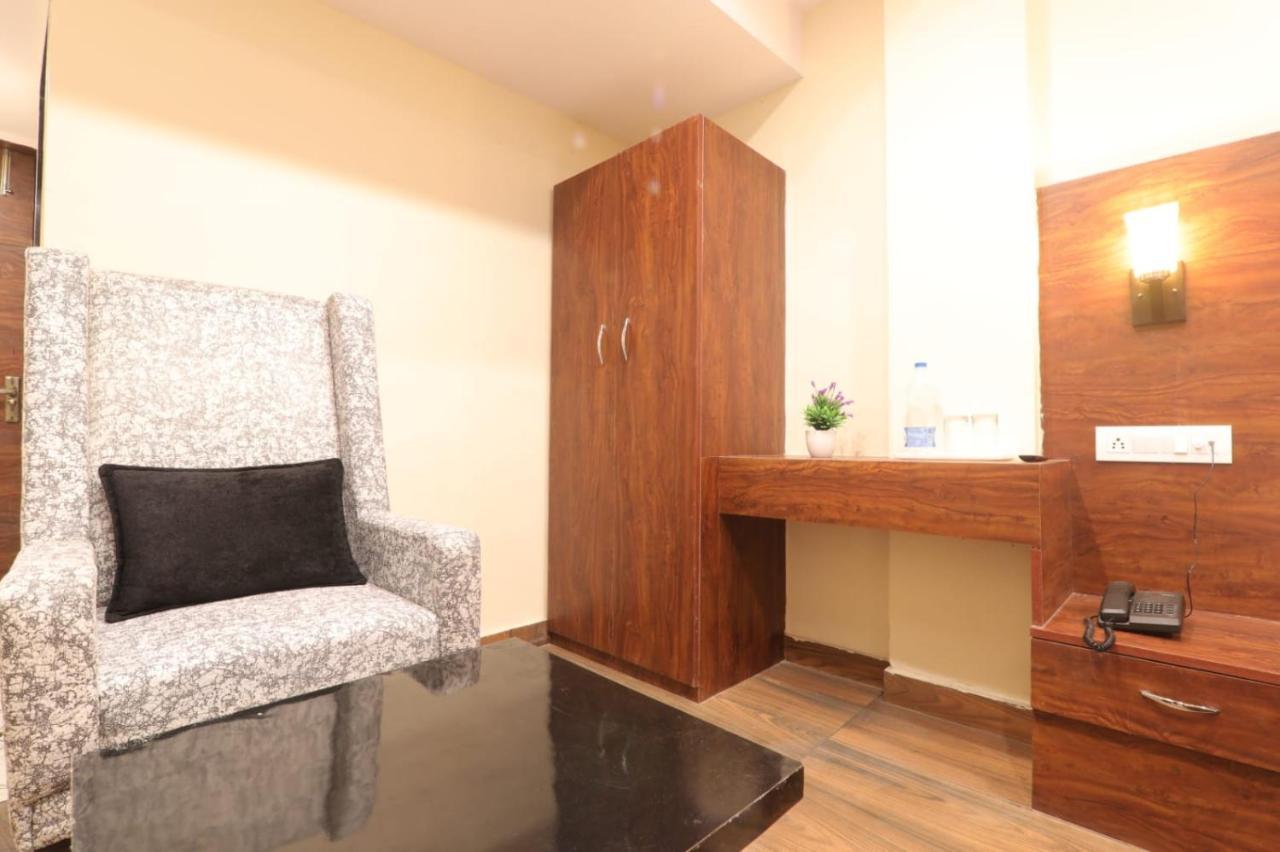 Hotel Blueark لاكناو المظهر الخارجي الصورة