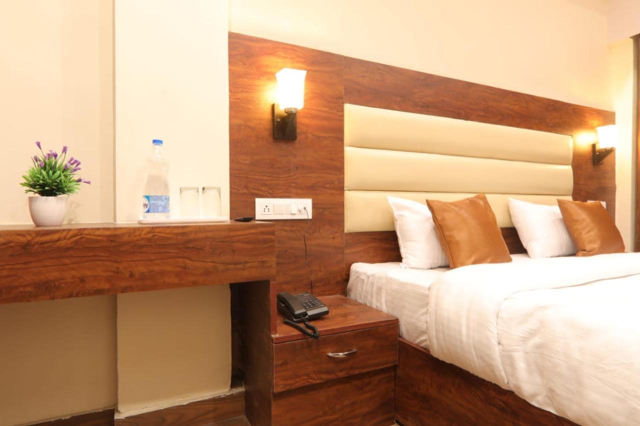 Hotel Blueark لاكناو المظهر الخارجي الصورة
